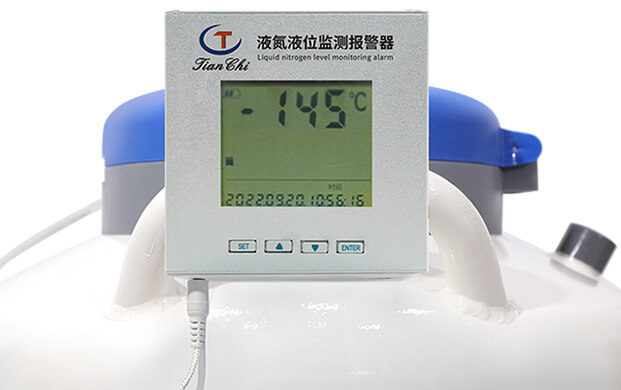 給大口徑液氮生物容器配備的報警器靈敏嗎?
